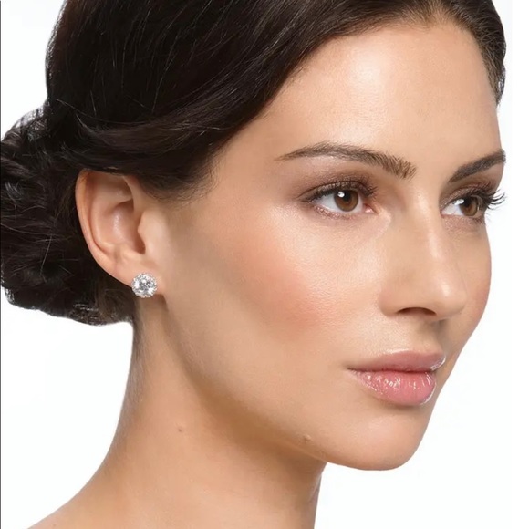 Pavé Cubic Zirconia Stud Earrings
NORDSTROM - Picture 4 of 5